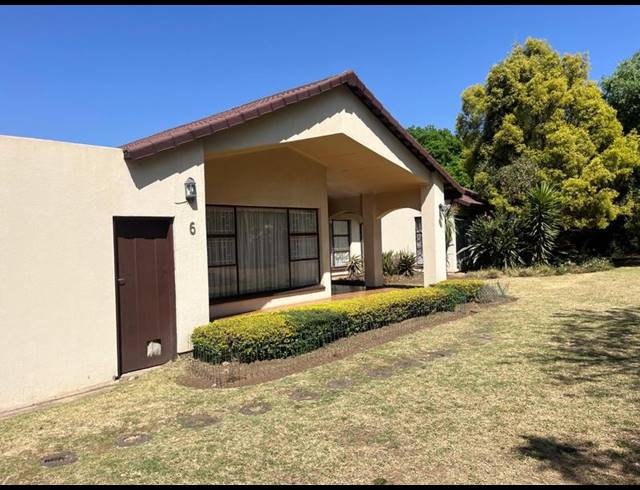 4 BEDROOM HOUSE FOR SALE IN ALBERTSDAL